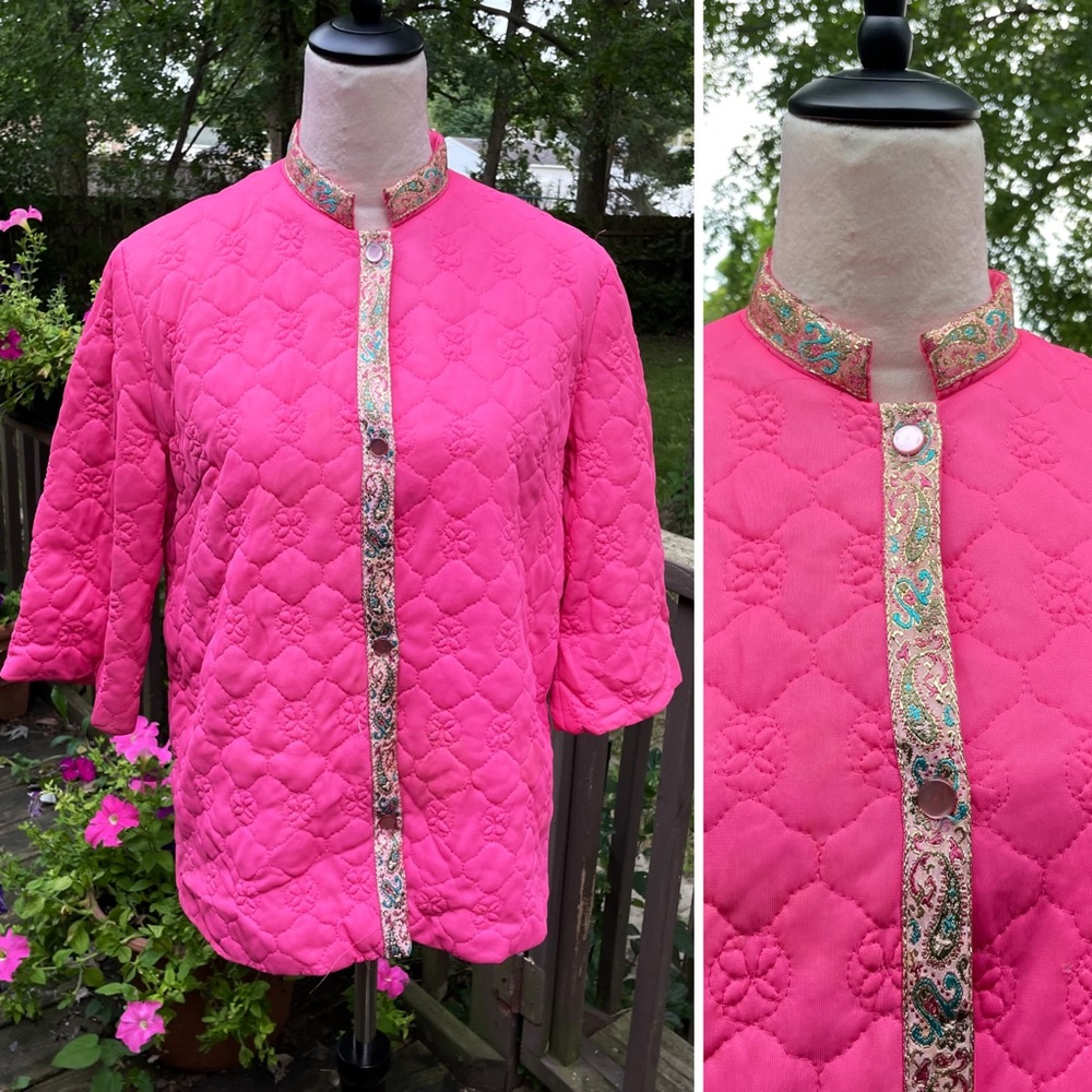 Vintage 50s 60s Midcentury Lisanne Quilted Pink Embroidered Detail Bed Jacket